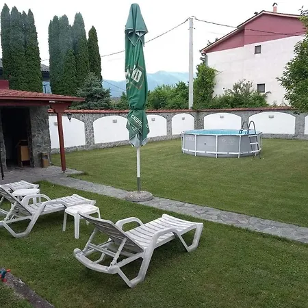Riverside Matka Country house *